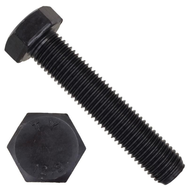 Болт 18х120 черный DIN931