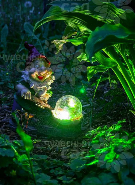 Фигура садовая 25,5см Гном старатель с LED подсв. солн.батарея 623 Чудесный Сад
